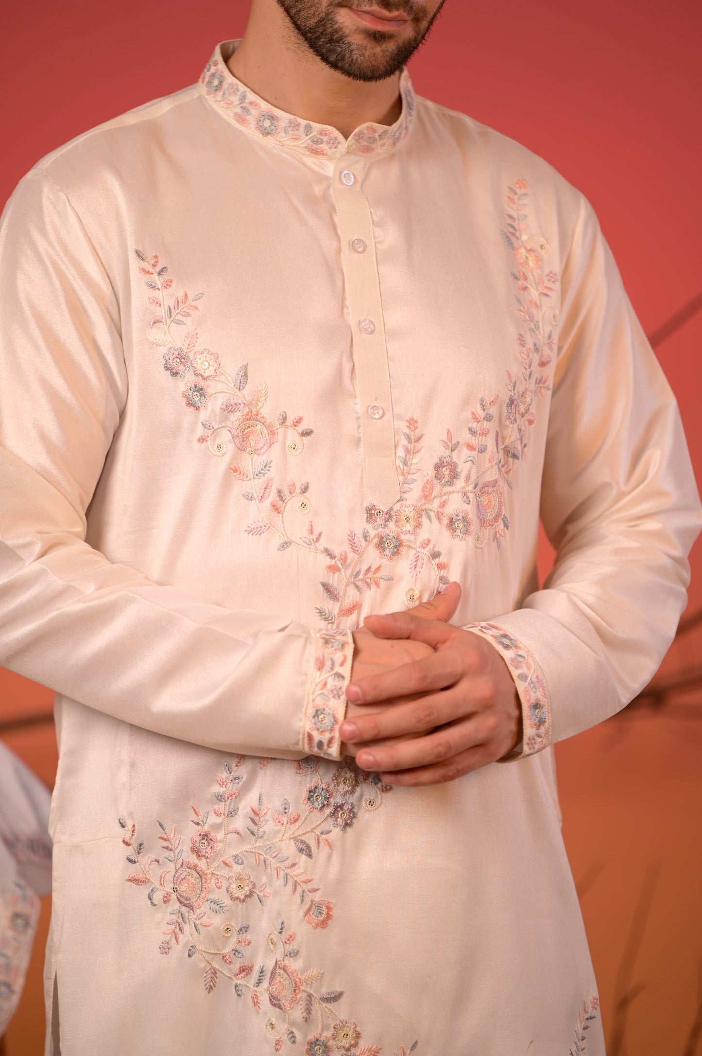 Off-white silk kurta with embroidery